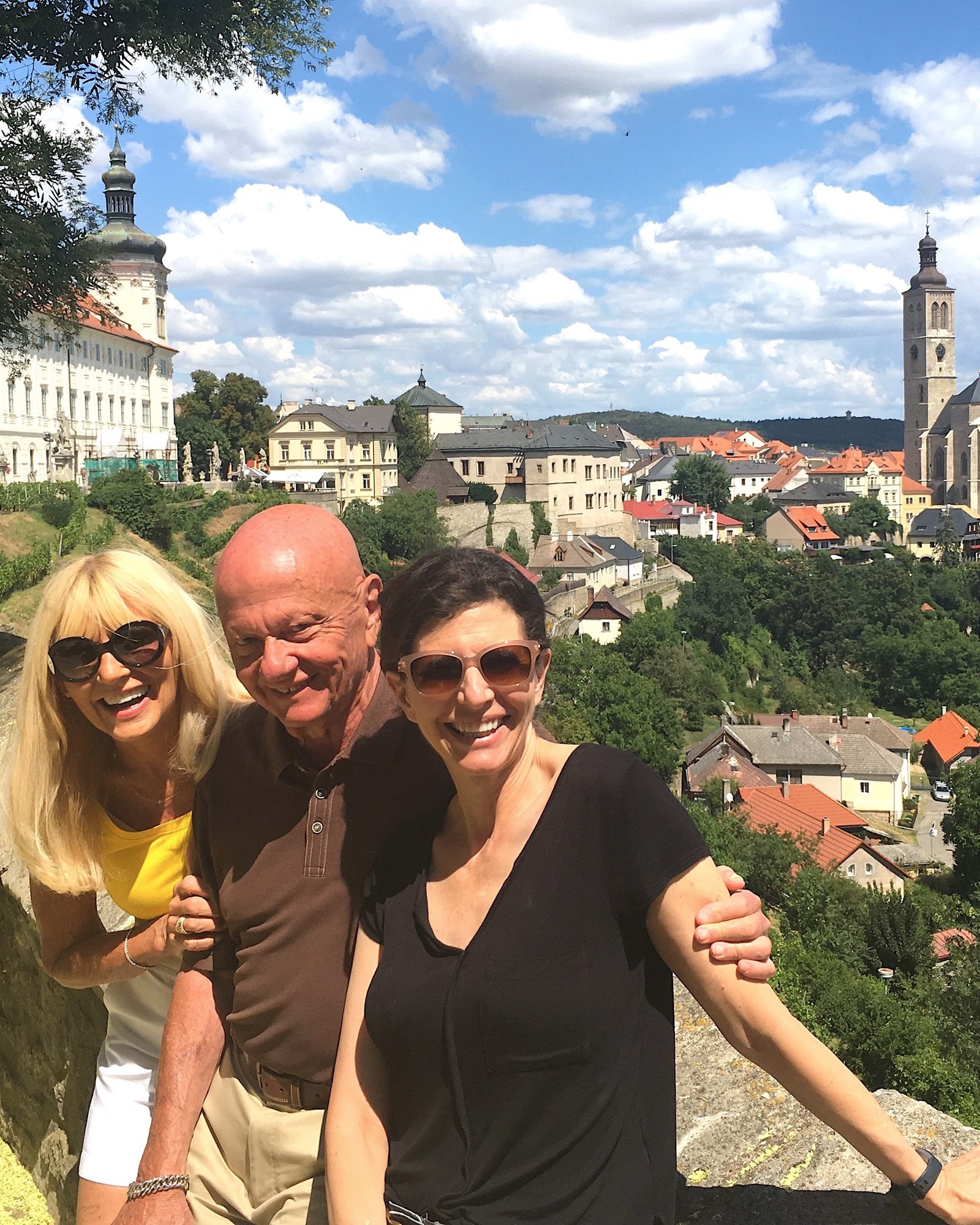Marvin H. Weiner with Jacqueline Bernstein and Wendy Goldman, above the old town of Kutná Hora